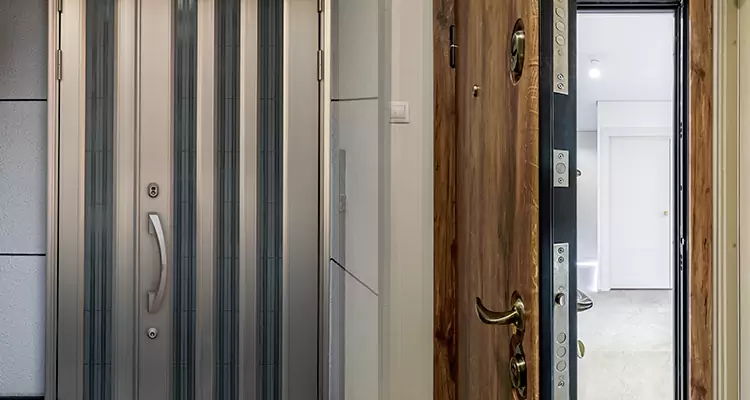 Burglar Proof Front Door Repair in New Smyrna Beach, FL