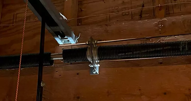 Garage Door Lift Cable Replacement in New Smyrna Beach, FL