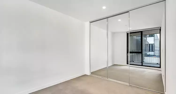 Why Homeowners Choose Us for Sliding Mirror Door Replacement in New Smyrna Beach, FL