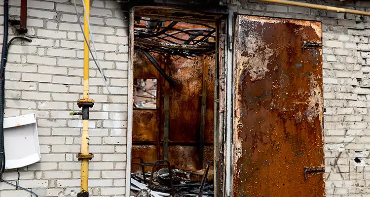 Metal Door Rust Repair in New Smyrna Beach, FL
