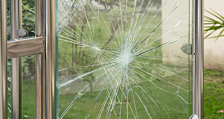 Frameless Glass Door Repair at Home in New Smyrna Beach, FL