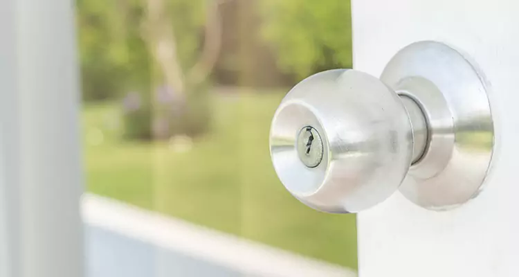 Patio Door Mechanism Jammed in New Smyrna Beach, FL