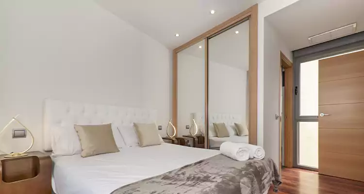 Sliding Wardrobe Door Mirror Replacement in New Smyrna Beach, FL